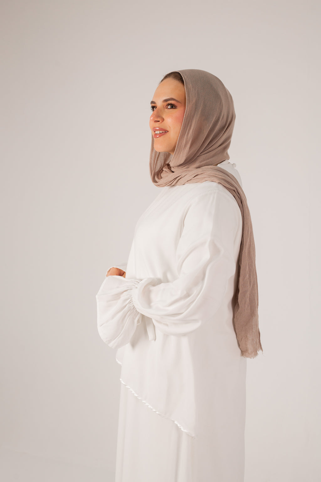 The Pocket Abaya White